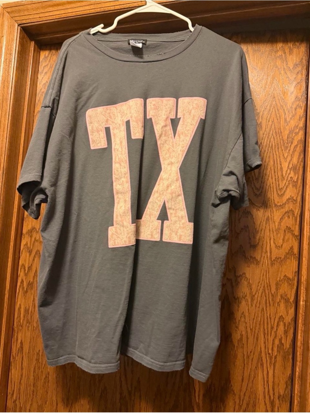 Women’s  Charcoal TX Graphic Tee with Pink Print